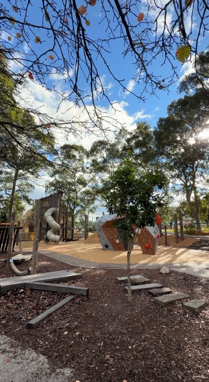 Arthur Phillip Park in Northmead, Sydney — photo 1 of 4
